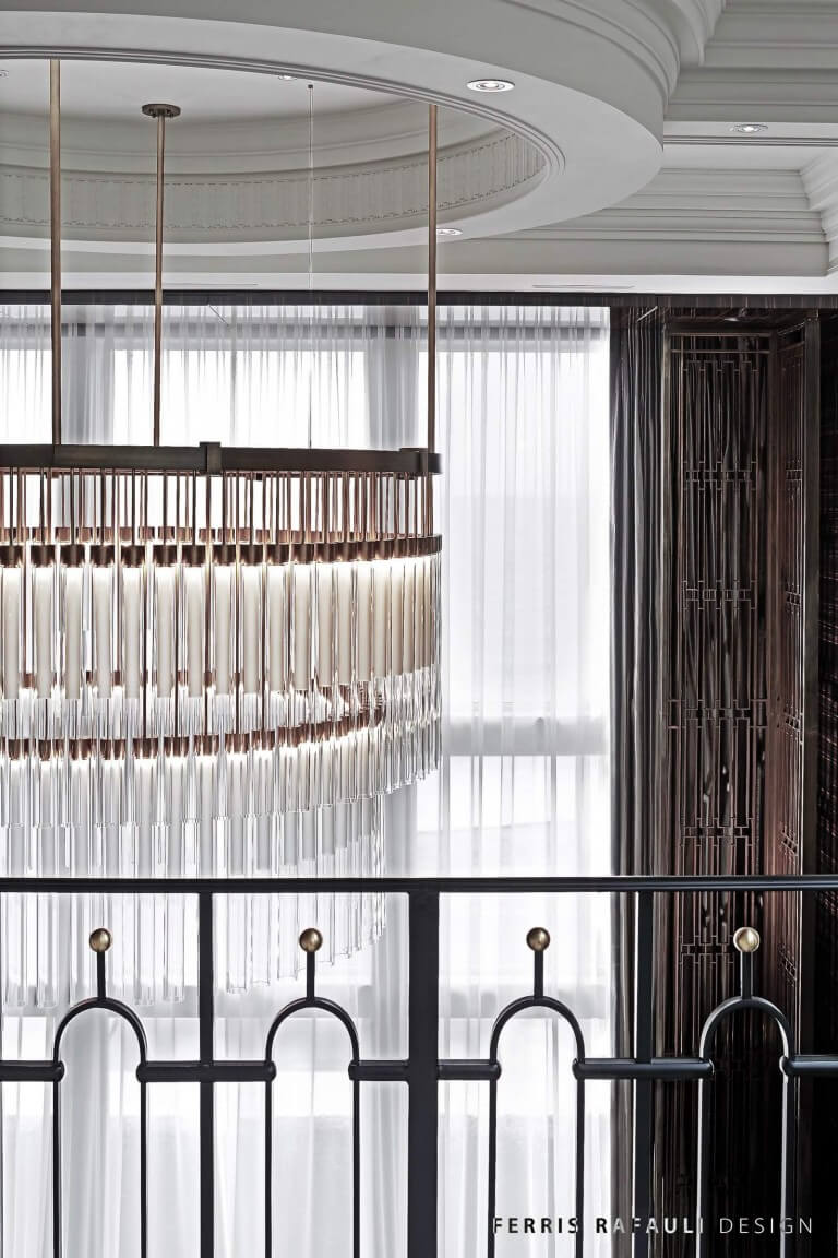 12-mg__great_room_light_and_rail