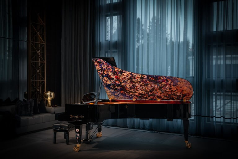 ferris-murakami-piano-3